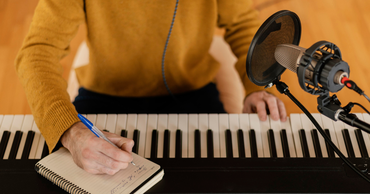Tips for learning to play piano as a self-taught player
