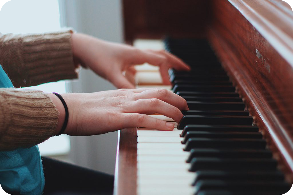 Benefits of learning the piano