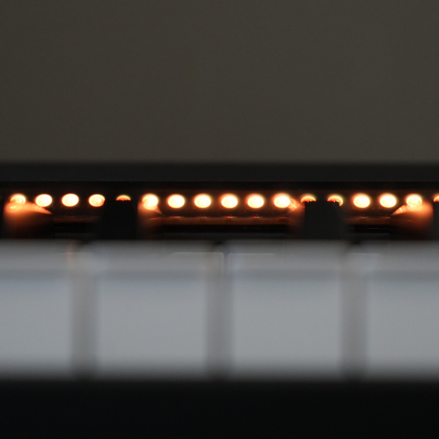 Pianoforte nero Striscia LED